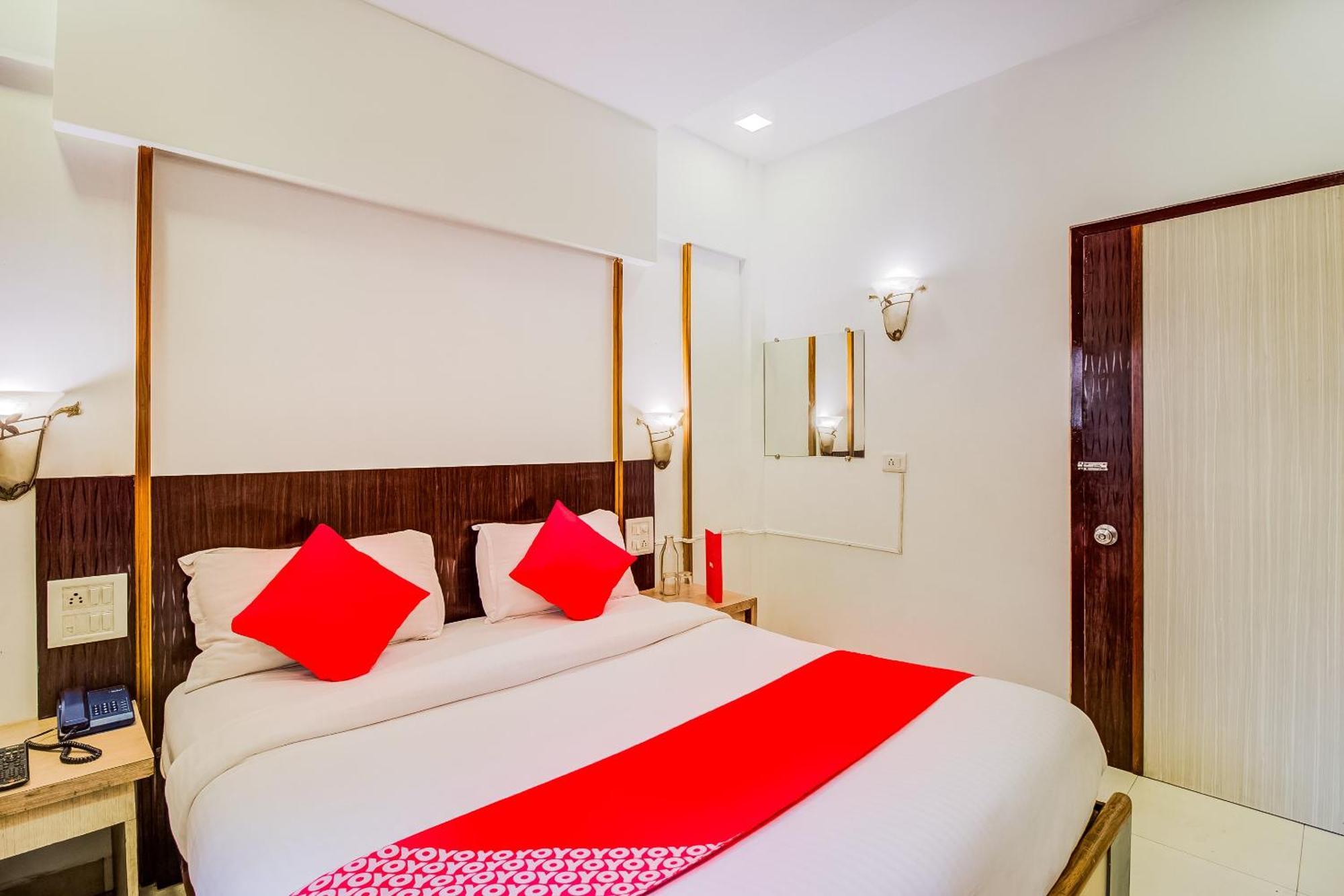 Hotel Super Collection O Panchratna Panvel Zewnętrze zdjęcie